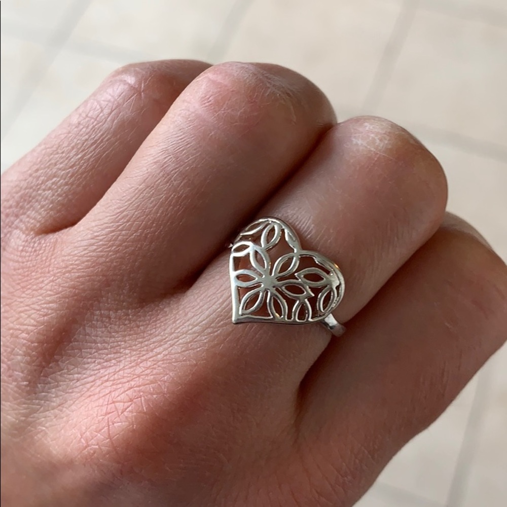 SALE - Super cute sterling silver ring!